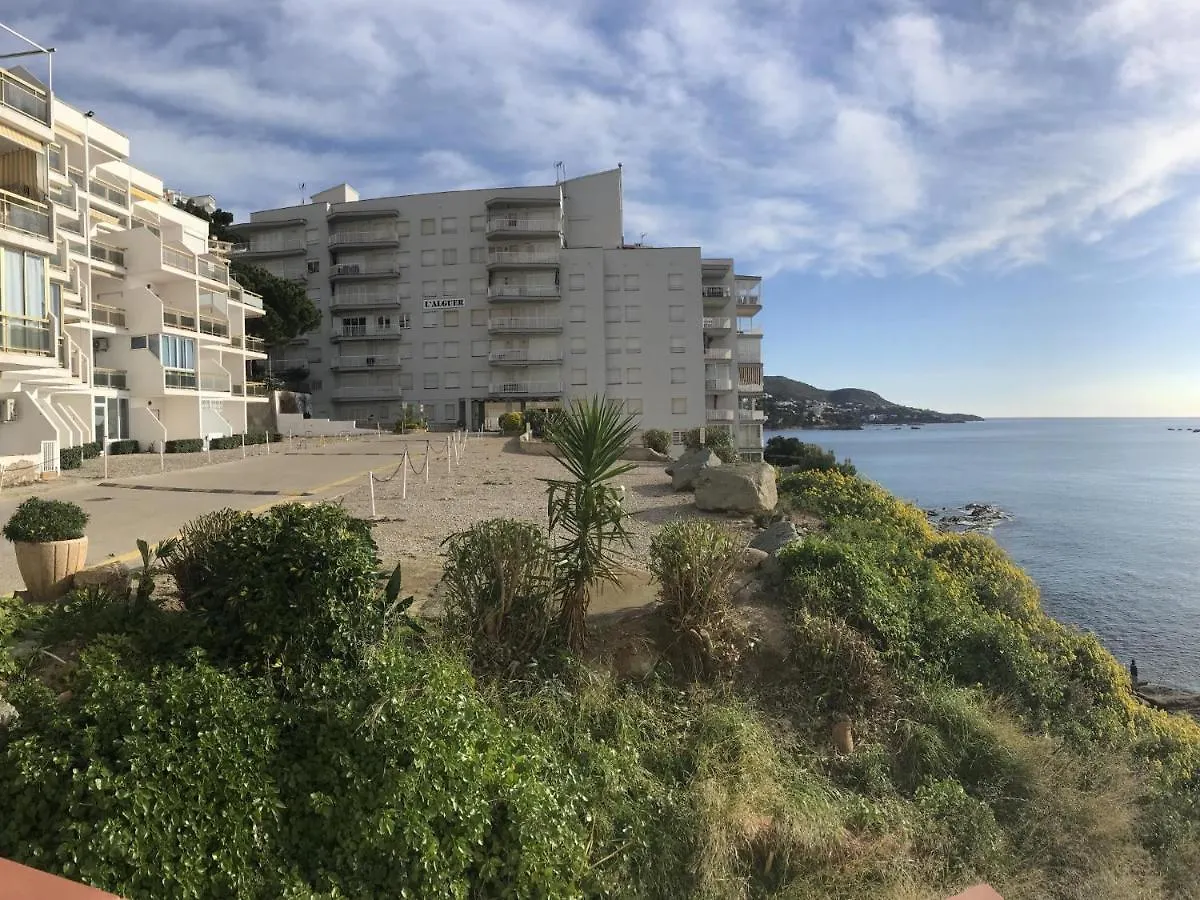 Meda Chica 3J Apartment Roses Spain